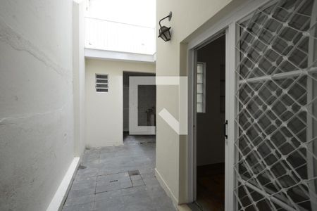 Casa à venda com 105m², 2 quartos e 1 vagaQuintal