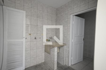 Casa à venda com 105m², 2 quartos e 1 vagaÁrea de Serviço