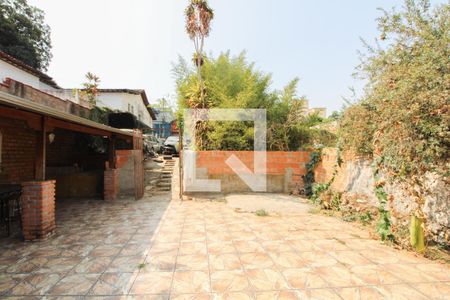 Casa à venda com 500m², 2 quartos e 3 vagasQuintal