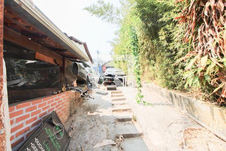 Casa à venda com 500m², 2 quartos e 3 vagasEntrada