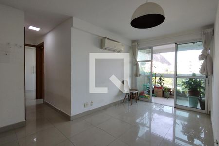 Sala de apartamento para alugar com 2 quartos, 57m² em Freguesia (jacarepaguá), Rio de Janeiro