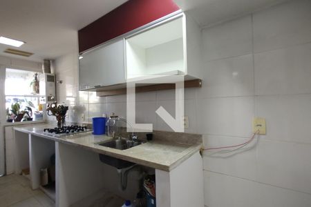 Apartamento à venda com 57m², 2 quartos e 1 vagaCozinha - Armários