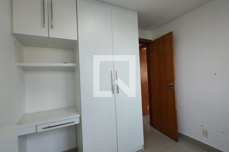 Apartamento à venda com 57m², 2 quartos e 1 vagaQuarto 2 - Armários