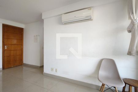 Sala de apartamento para alugar com 2 quartos, 57m² em Freguesia (jacarepaguá), Rio de Janeiro