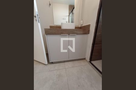 Banheiro de apartamento para alugar com 2 quartos, 53m² em Jardim Nova Hortolândia I, Hortolândia
