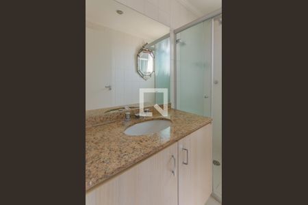 Apartamento para alugar com 132m², 3 quartos e 2 vagasBanheiro