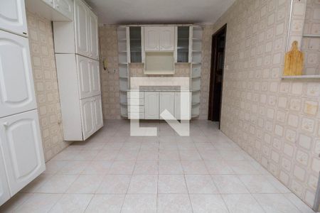 Casa à venda com 160m², 2 quartos e 2 vagasCozinha