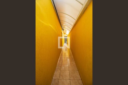 Casa à venda com 160m², 2 quartos e 2 vagasCorredor