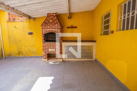 Casa à venda com 160m², 2 quartos e 2 vagasQuintal - churrasqueira