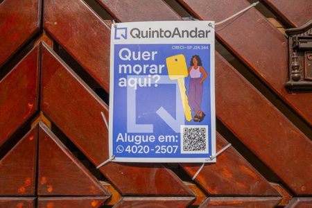 Casa à venda com 160m², 2 quartos e 2 vagasFachada - plaquinha