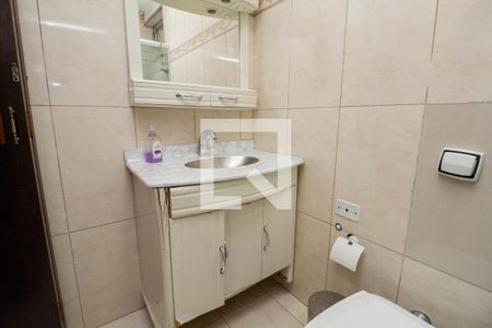 Casa à venda com 160m², 2 quartos e 2 vagasBanheiro 1