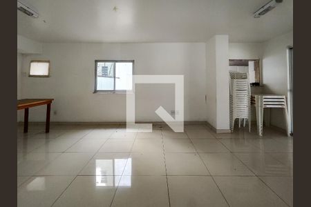 Apartamento para alugar com 98m², 2 quartos e 1 vagaÁrea comum - Salão de festas