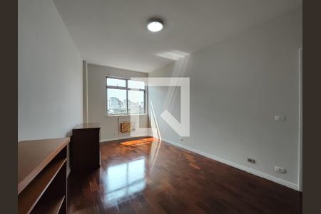 Apartamento para alugar com 98m², 2 quartos e 1 vagaSuíte