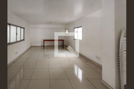 Apartamento para alugar com 98m², 2 quartos e 1 vagaÁrea comum - Salão de festas