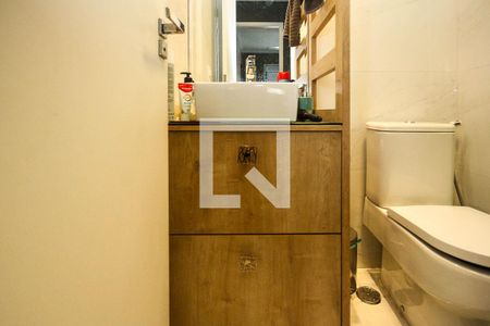 Apartamento à venda com 54m², 2 quartos e 1 vaga Apartamento à venda com 54m², 2 quartos e 1 vagaBanheiro Social