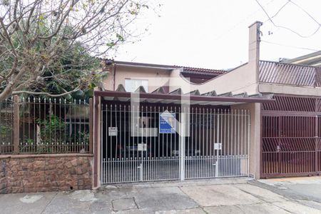 Casa à venda com 125m², 2 quartos e 2 vagasFachada