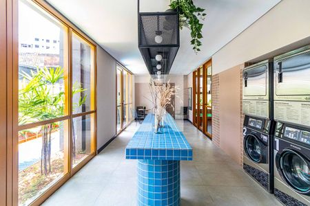 Apartamento à venda com 43m², 2 quartos e sem vagaÁrea comum