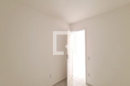 Quarto 2 de apartamento para alugar com 2 quartos, 53m² em Parque São Lourenço, São Paulo