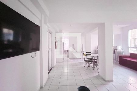 Apartamento para alugar com 53m², 2 quartos e sem vaga Apartamento para alugar com 53m², 2 quartos e sem vagaÁrea comum - Salão de festas