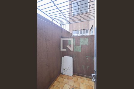 Apartamento para alugar com 72m², 2 quartos e 1 vagaQuintal