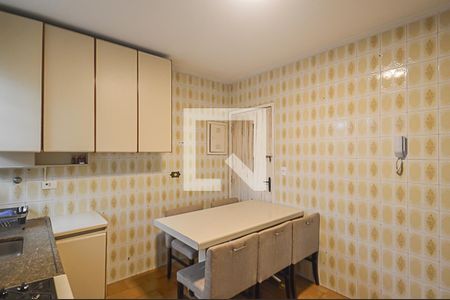 Apartamento para alugar com 72m², 2 quartos e 1 vagaCozinha