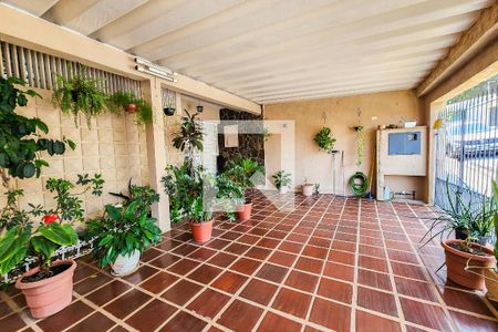 Casa à venda com 110m², 3 quartos e 2 vagas Casa à venda com 110m², 3 quartos e 2 vagasGaragem