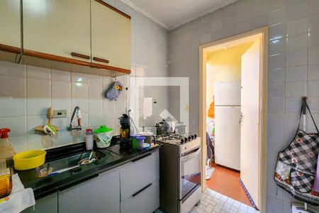 Casa à venda com 110m², 3 quartos e 2 vagas Casa à venda com 110m², 3 quartos e 2 vagasCozinha