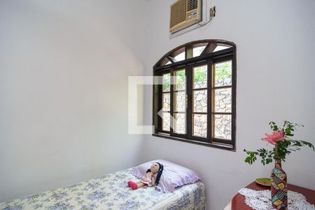 Casa à venda com 300m², 5 quartos e 3 vagasSuíte 1