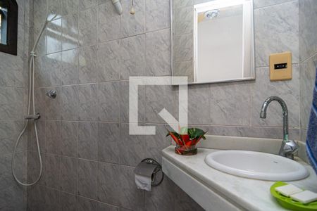 Casa à venda com 300m², 5 quartos e 3 vagasSuíte 1