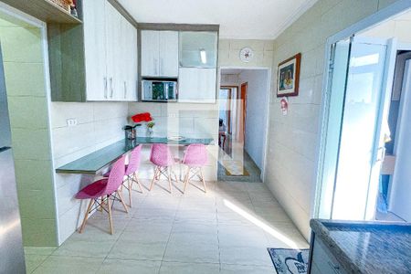 Apartamento à venda com 100m², 2 quartos e 1 vaga Apartamento à venda com 100m², 2 quartos e 1 vagaCozinha