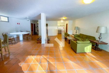 Apartamento à venda com 100m², 2 quartos e 1 vaga Apartamento à venda com 100m², 2 quartos e 1 vagaÁrea comum - Salão de festas