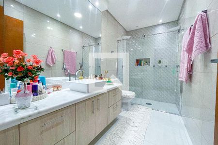 Apartamento à venda com 100m², 2 quartos e 1 vaga Apartamento à venda com 100m², 2 quartos e 1 vagaBanheiro/Suíte