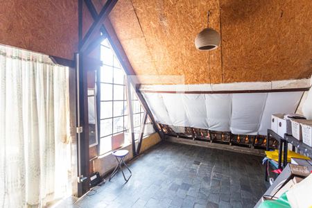 Casa para alugar com 379m², 4 quartos e 4 vagasSuíte 3 na Casa de Fundos