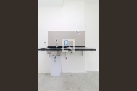 Studio de kitnet/studio para alugar com 0 quarto, 30m² em Jardim das Acácias, São Paulo