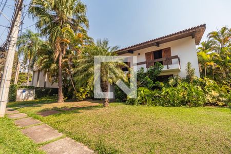 Casa de condomínio à venda com 413m², 3 quartos e 2 vagasFachada