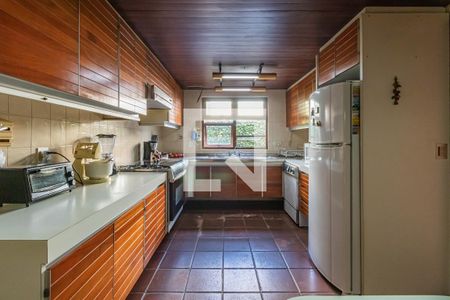 Casa de condomínio à venda com 413m², 3 quartos e 2 vagasCozinha