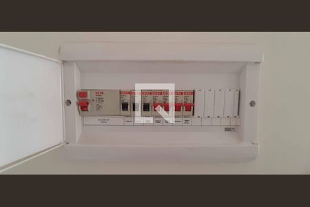 Apartamento à venda com 41m², 2 quartos e 1 vaga Apartamento à venda com 41m², 2 quartos e 1 vagaQuadro de Luz