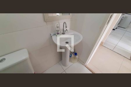 Apartamento à venda com 41m², 2 quartos e 1 vaga Apartamento à venda com 41m², 2 quartos e 1 vagaBanheiro