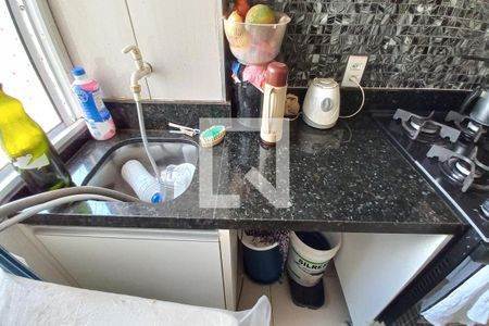 Apartamento à venda com 40m², 3 quartos e 1 vagaÁrea de Serviço