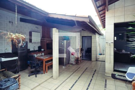 Casa à venda com 400m², 2 quartos e sem vagaÁrea de Serviço