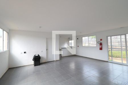 Apartamento para alugar com 40m², 2 quartos e sem vagaÁrea comum - Salão de festas