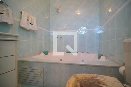 Casa à venda com 262m², 3 quartos e 3 vagasBanheiro da Suíte