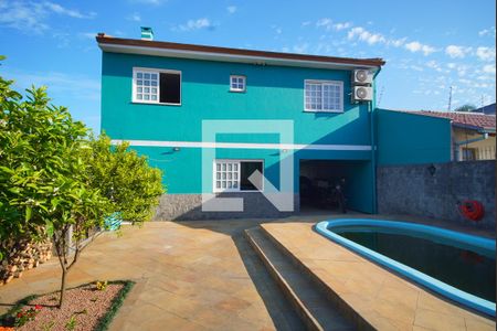 Casa à venda com 262m², 3 quartos e 3 vagasFachada - Fundos