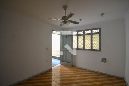 Sala de casa para alugar com 3 quartos, 220m² em Centro, Nova Iguaçu