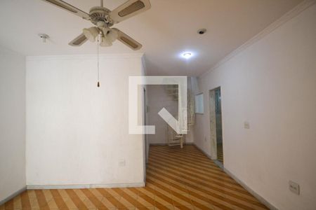 Sala de casa para alugar com 3 quartos, 220m² em Centro, Nova Iguaçu