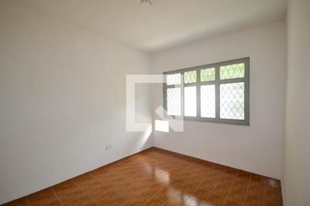 Casa para alugar com 220m², 3 quartos e 2 vagas Casa para alugar com 220m², 3 quartos e 2 vagasQuarto 2