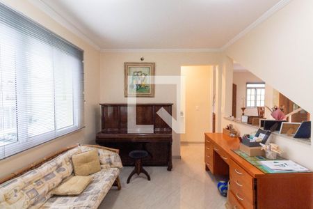 Casa à venda com 263m², 3 quartos e 2 vagasEscritório 2