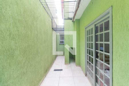 Casa à venda com 263m², 3 quartos e 2 vagasQuintal