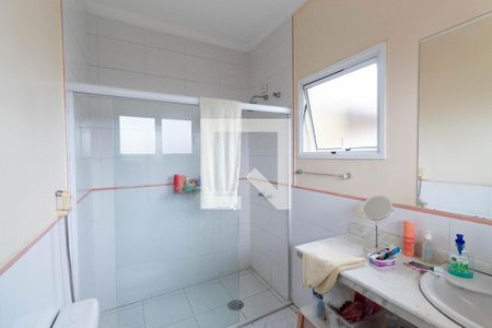 Casa à venda com 263m², 3 quartos e 2 vagasBanheiro da Suíte 1