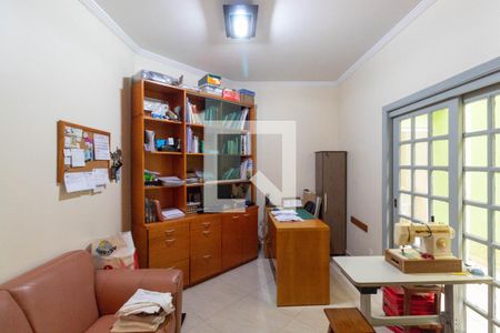 Casa à venda com 263m², 3 quartos e 2 vagasEscritório 1